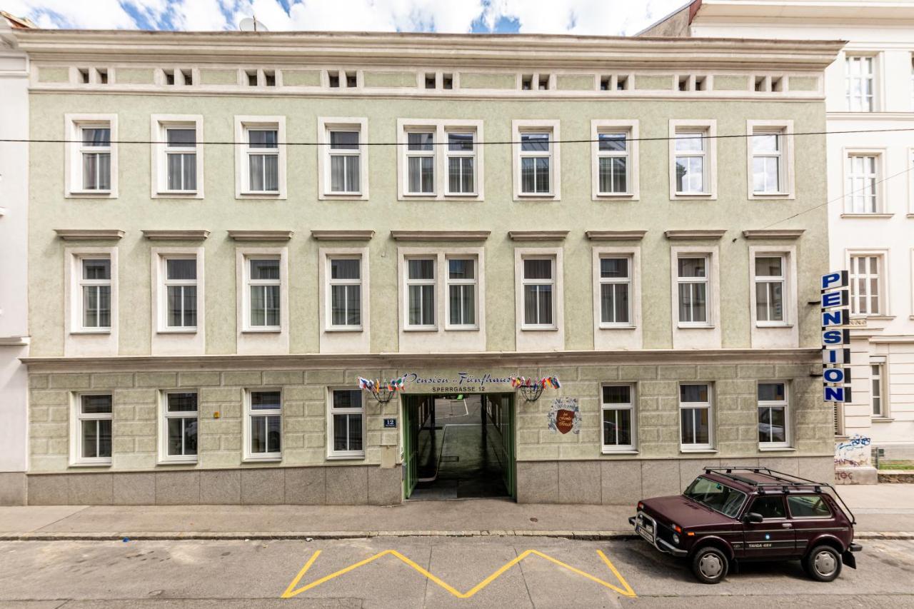 Hotel-Pension Fuenfhaus Viyana Dış mekan fotoğraf