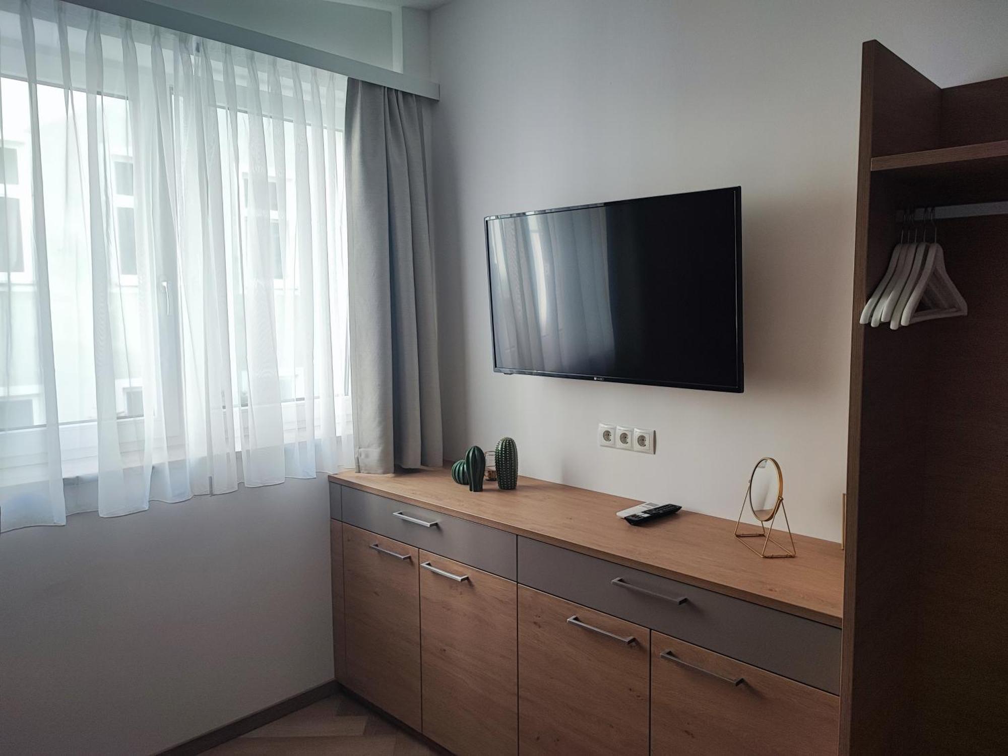 Hotel-Pension Fuenfhaus Viyana Dış mekan fotoğraf